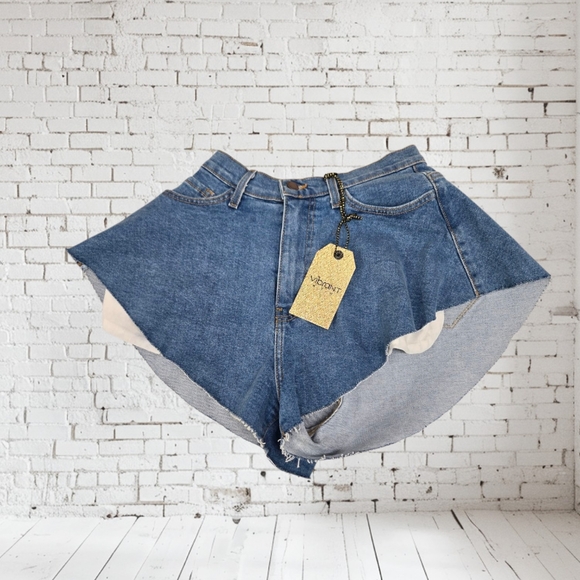 Vibrant Pants - NWT Vibrant Denim Blue Women's Daisey Duke Swing Shorts Hot Pants